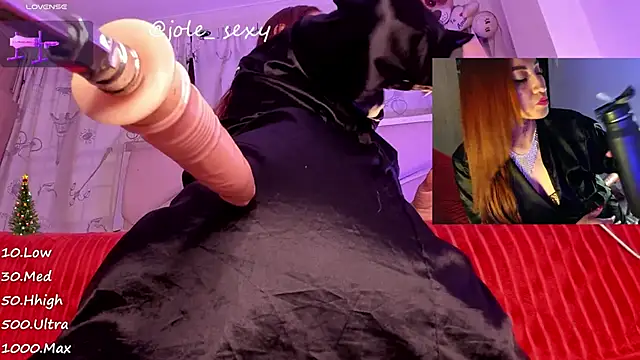 Snapshot of jolee__ chatting on 12/21/24, 07:13 jolee   online show from 12/21/24, 07:13