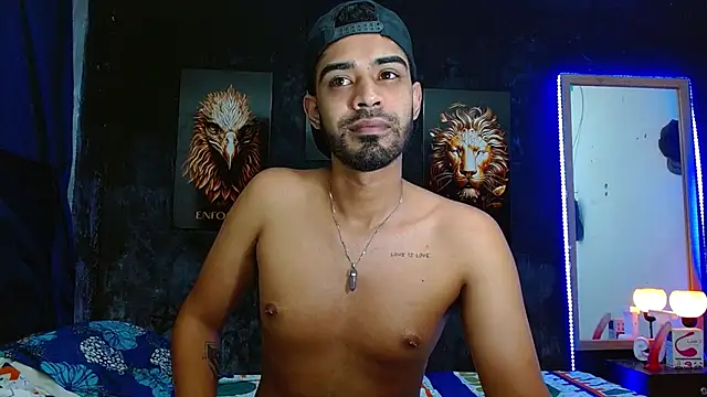 Snapshot of ryanse_hot chatting on 10/30/25, 07:14 ryanse hot online show from 10/30/25, 07:14