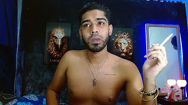 Snapshot of ryanse_hot chatting on 11/17/25, 06:35 ryanse hot online show from 11/17/25, 06:35