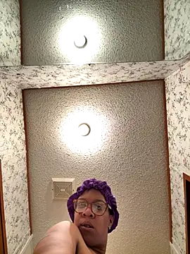 SexyHoneyRedd online show from 11/19/25, 05:46