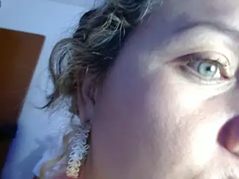 helenca43 online show from 02/17/25, 03:15