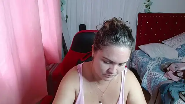 helenca43 online show from 09/26/25, 11:25