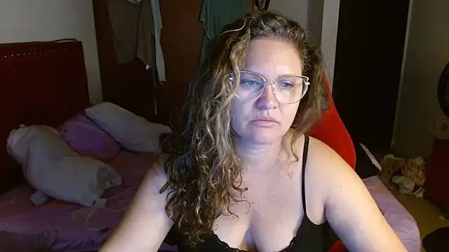 helenca43 online show from 12/03/25, 09:07