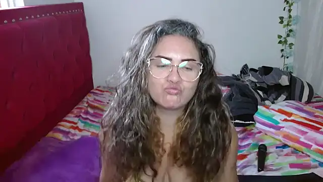 helenca43 online show from 02/25/26, 10:19