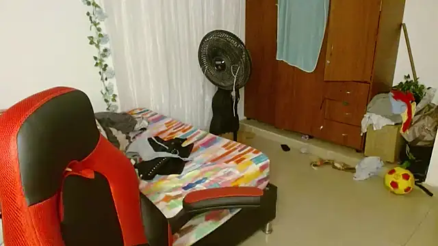 helenca43 online show from 02/27/26, 10:48