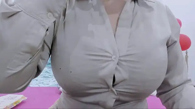 valeriasexxx online show from 07/07/26, 09:57