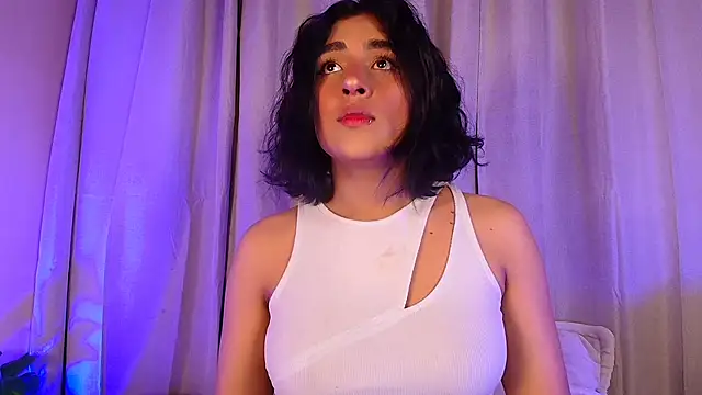 EviePhoenix online show from 12/17/24, 04:23