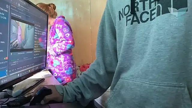 isissun03 online show from 02/04/26, 12:22