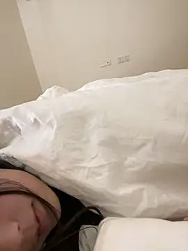 Snapshot of Sweet-Angel999 chatting on 12/07/24, 09:33 Sweet-Angel999 online show from 12/07/24, 09:33