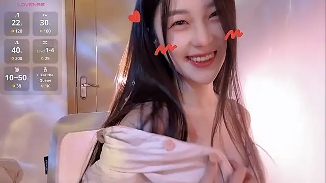 Snapshot of Sweet-Angel999 chatting on 12/24/24, 02:12 Sweet-Angel999 online show from 12/24/24, 02:12