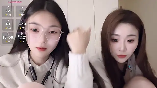 Snapshot of Sweet-Angel999 chatting on 02/16/25, 05:15 Sweet-Angel999 online show from 02/16/25, 05:15