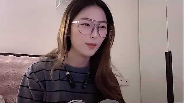 Sweet-Angel999 online show from 02/18/26, 02:02