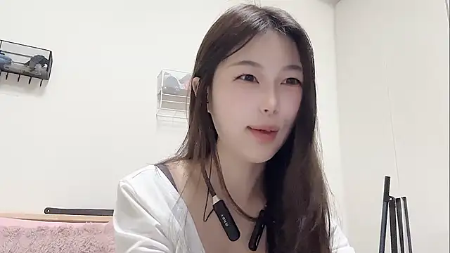 Sweet-Angel999 online show from 03/19/26, 03:38