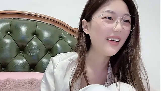 Sweet-Angel999 online show from 04/03/26, 05:22