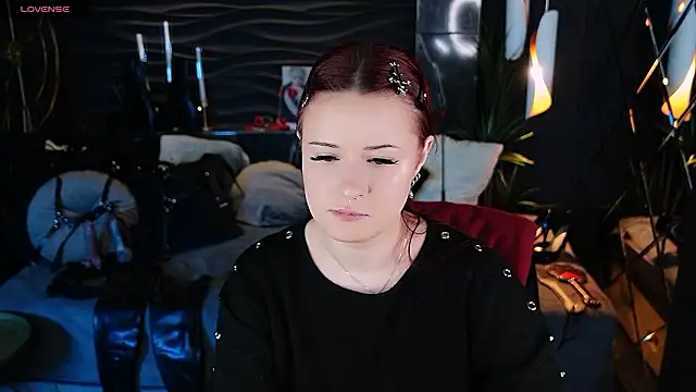 Lily Moonlight online show from 03/10/26, 02:22