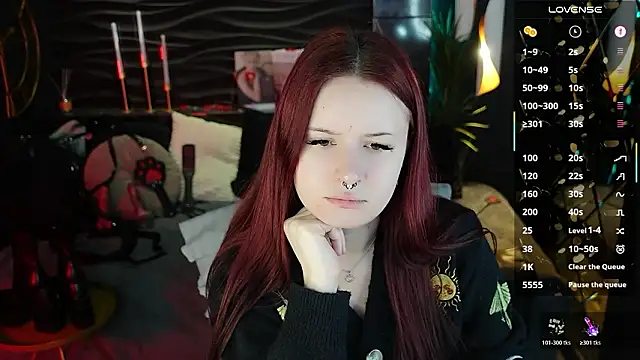 Lily Moonlight online show from 03/24/26, 07:13