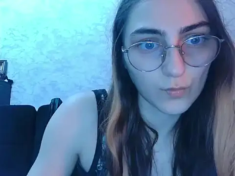 AliceMoonsea online show from 04/07/26, 11:26