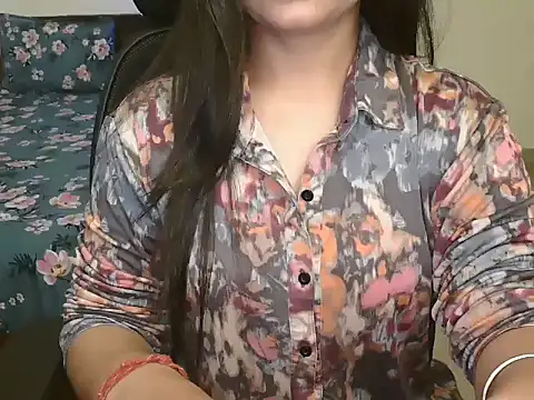 WildRuhi20 online show from 03/15/26, 07:03