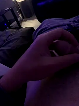 Snapshot of bigb246812 chatting on 09/22/25, 09:39 bigb246812 online show from 09/22/25, 09:39