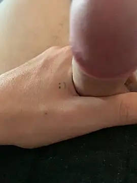 Snapshot of bigb246812 chatting on 11/02/25, 01:13 bigb246812 online show from 11/02/25, 01:13