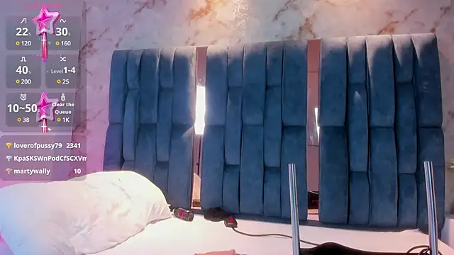 Snapshot of RoseTaylor__ chatting on 01/16/25, 08:43 RoseTaylor online show from 01/16/25, 08:43