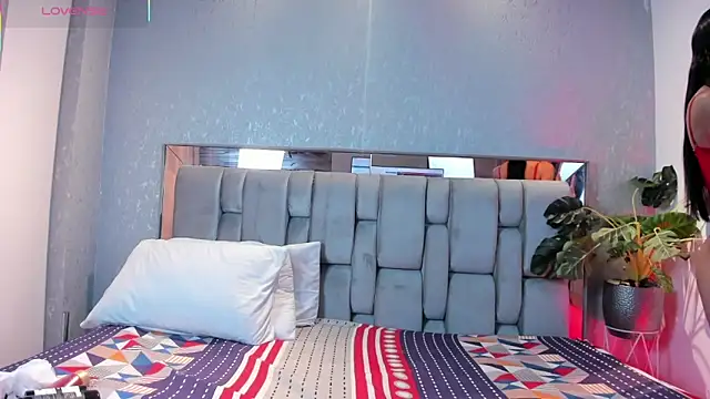 RoseTaylor   online show from 02/18/26, 04:52