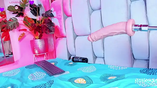 RoseTaylor   online show from 03/27/26, 08:59