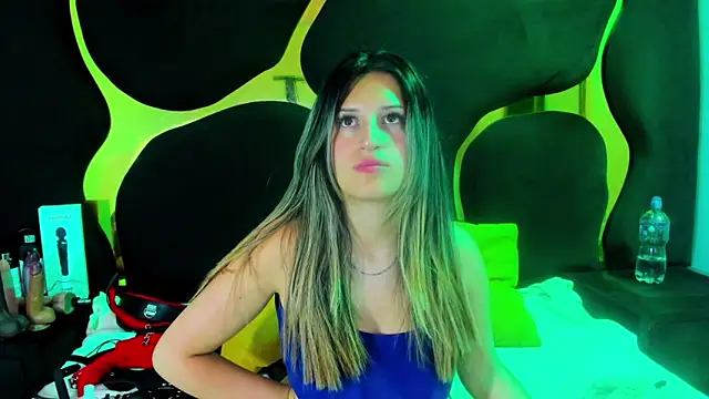 GiaRoussel online show from 12/03/25, 04:16