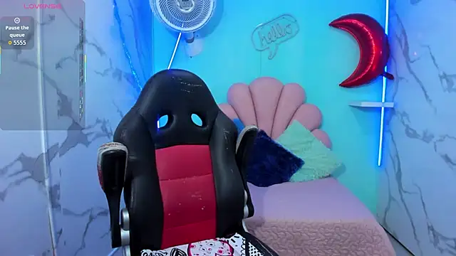 cristal horny19 online show from 03/27/26, 10:20