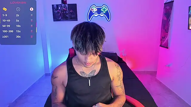 Snapshot of LuciferM_Star chatting on 11/09/25, 03:16 LuciferM Star online show from 11/09/25, 03:16