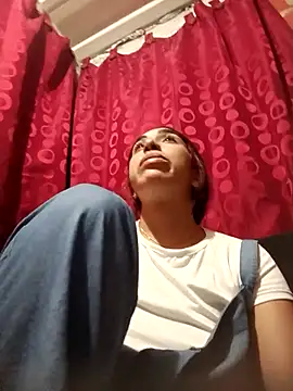 ifeelverywet andhot online show from 03/01/25, 04:00