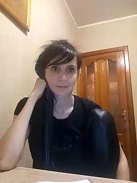 Francenia lolis online show from 10/27/25, 07:07