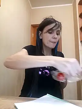 Francenia lolis online show from 11/11/25, 06:35