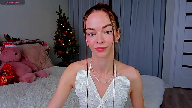 Undertheskin online show from 12/28/24, 04:20