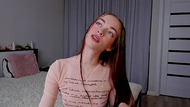 Undertheskin online show from 04/01/26, 09:43