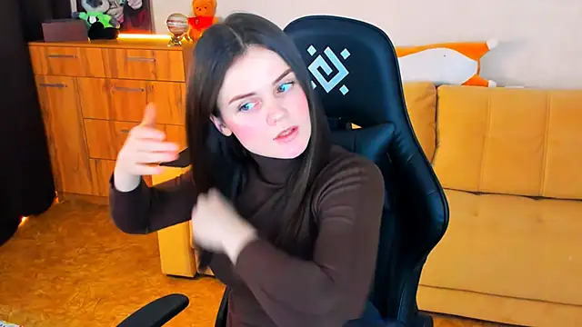 Snapshot of Lora_Cain chatting on 01/09/25, 01:56 Lora Cain online show from 01/09/25, 01:56