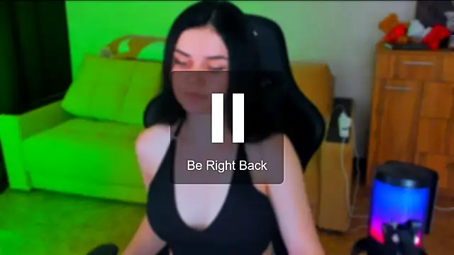 Snapshot of Lora_Cain chatting on 02/10/25, 02:59 Lora Cain online show from 02/10/25, 02:59