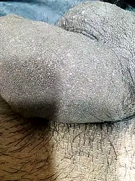 Snapshot of horneylover2024 chatting on 03/21/25, 03:35 horneylover2024 online show from 03/21/25, 03:35