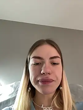 -Sexy Barbie- online show from 02/21/25, 06:40