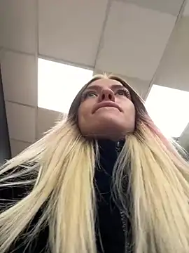 -Sexy Barbie- online show from 03/23/25, 08:26