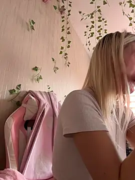 -Sexy Barbie- online show from 10/13/25, 03:06