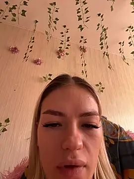 -Sexy Barbie- online show from 11/15/25, 04:54