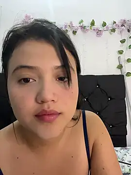 alisson carolina73 online show from 02/22/26, 03:18