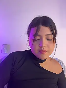 alisson carolina73 online show from 04/19/26, 11:29