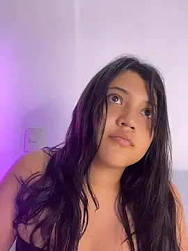 alisson carolina73 online show from 04/25/26, 02:03