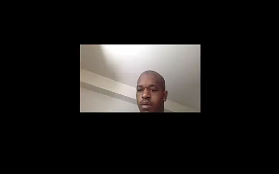 Snapshot of POPAYE972 chatting on 07/05/26, 08:54 POPAYE972 online show from 07/05/26, 08:54