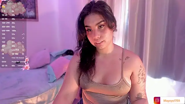 kiki cavilll online show from 04/27/26, 03:32