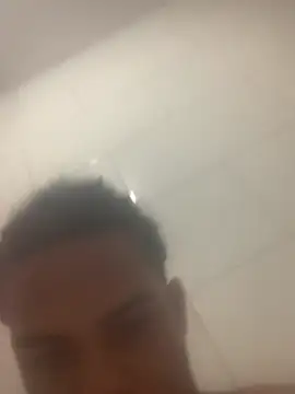 Snapshot of Hotdark chatting on 01/24/25, 03:32 Hotdark online show from 01/24/25, 03:32