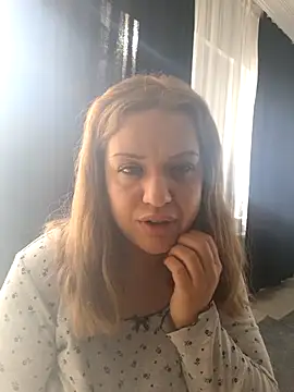 cansuozell online show from 12/14/25, 08:09