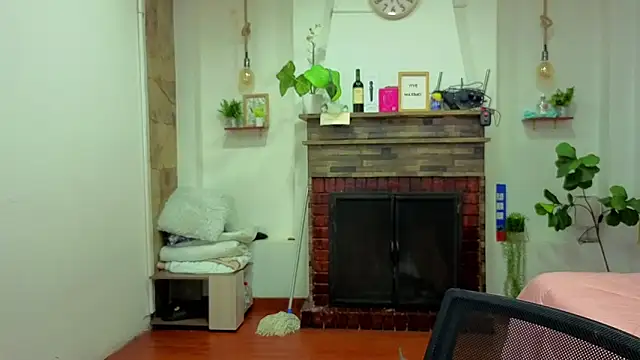 dulce celeste15 online show from 04/15/26, 02:35